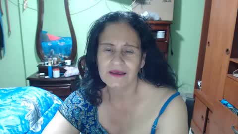 jazmim online show from January 2025 11:43:01 PM