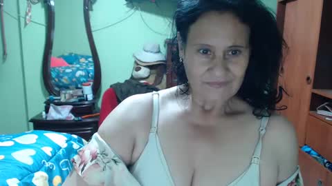 jazmim online show from January 2025 12:42:01 AM