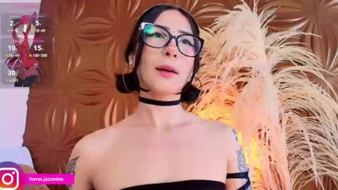 Jazmin online show from September 2025 01:37:01 PM