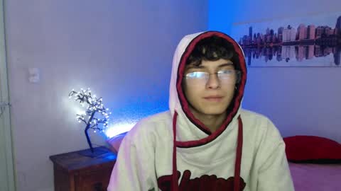 Snapshot of jeam_hot chatting on December 2024 08:49:02 PM jeam_hot online show from December 2024 08:49:02 PM