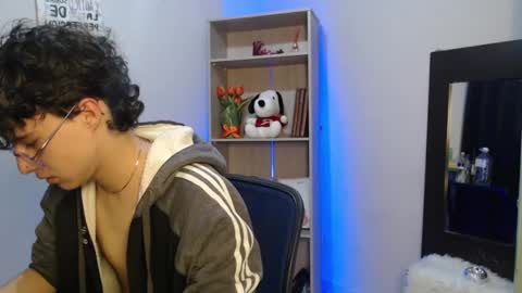 Snapshot of jeam_hot chatting on January 2025 09:14:02 PM jeam_hot online show from January 2025 09:14:02 PM