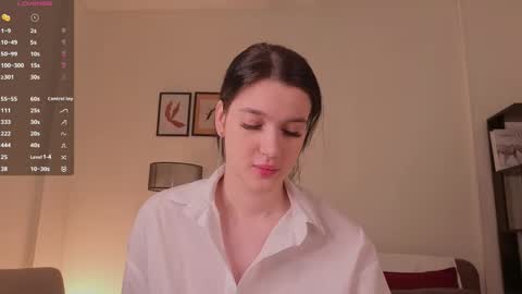 Lisa online show from April 2026 03:00:01 PM