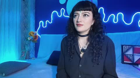 Jean online show from April 2026 07:44:02 PM