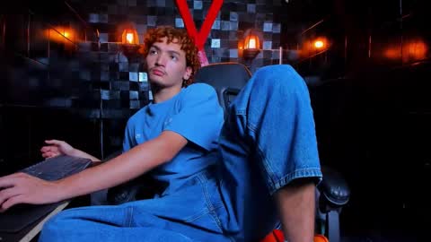 Juan Tompson online show from February 2026 07:26:02 PM