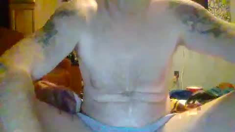 Snapshot of jearnold44 chatting on October 2025 02:18:01 AM jearnold44 online show from October 2025 02:18:01 AM