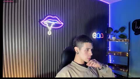 Jeff  online show from October 2025 01:11:01 PM