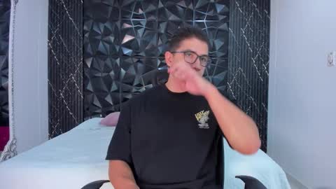 Jeff online show from October 2025 08:10:01 PM