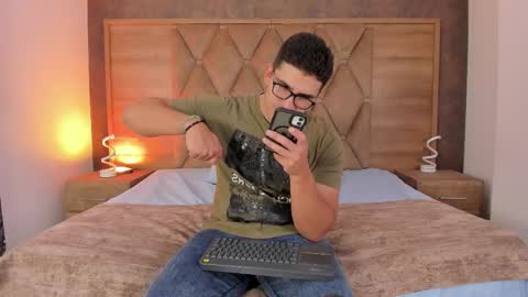 Snapshot of jeffdaltton chatting on February 2026 08:13:01 PM Jeff online show from February 2026 08:13:01 PM