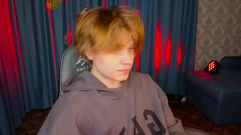Snapshot of jeffre_y chatting on December 2024 06:43:02 PM Jeffrey online show from December 2024 06:43:02 PM