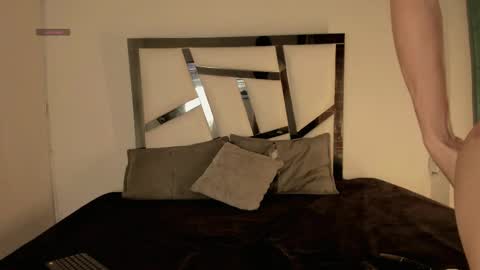 jei_7m online show from November 2025 02:54:01 AM