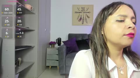 Snapshot of jelena_noura23 chatting on December 2024 03:26:01 PM Jelen online show from December 2024 03:26:01 PM