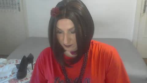 Jellena online show from June 2026 05:15:01 PM