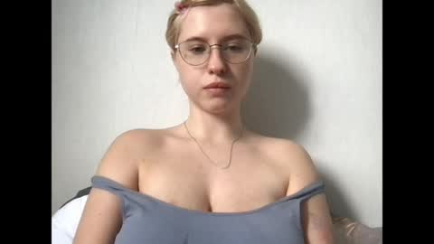 Snapshot of jelly_gum chatting on May 2026 05:49:01 AM Inna online show from May 2026 05:49:01 AM