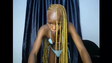 Snapshot of jellybelly7 chatting on October 2025 05:22:02 PM Linda online show from October 2025 05:22:02 PM