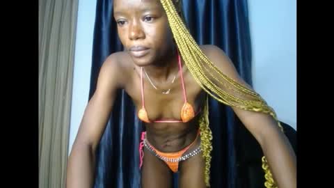 Snapshot of jellybelly7 chatting on October 2025 05:47:01 PM Linda online show from October 2025 05:47:01 PM