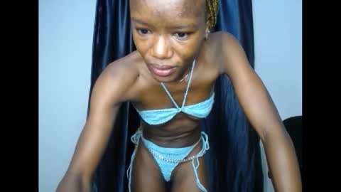 Snapshot of jellybelly7 chatting on October 2025 05:33:02 PM Linda online show from October 2025 05:33:02 PM