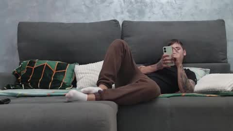 jelonym_asg2123 online show from November 2025 07:35:01 PM