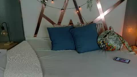 Snapshot of jenacooper__ chatting on June 2026 02:43:02 AM Jena online show from June 2026 02:43:02 AM