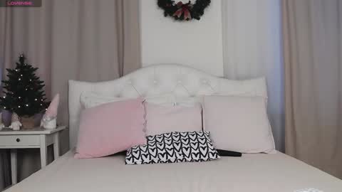 Jena  dont forget to thumbs up your rating is so important to me  online show from December 2024 03:49:02 AM