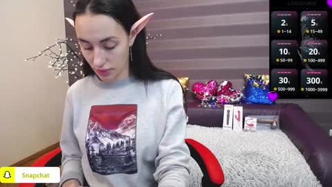Snapshot of jeniferstone chatting on December 2024 07:37:01 AM Kira online show from December 2024 07:37:01 AM