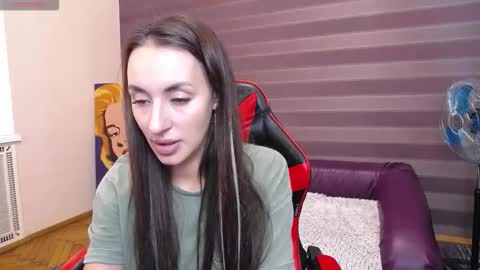 Snapshot of jeniferstone chatting on September 2025 08:36:02 AM Kira online show from September 2025 08:36:02 AM