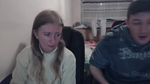 JenisAndPeter online show from November 2025 07:47:01 PM