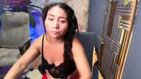 Snapshot of jenna_milf_ chatting on June 2026 07:05:01 PM Valentina online show from June 2026 07:05:01 PM
