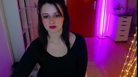jennasxy19 online show from November 2025 05:26:01 PM