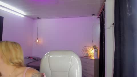 jennaa_cooper online show from September 2025 08:03:01 PM