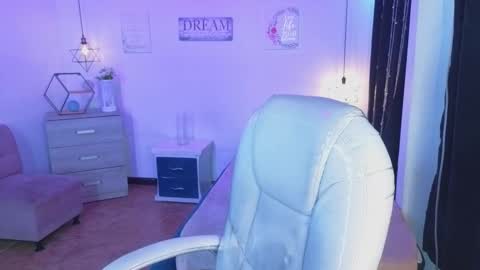 jennaa_cooper online show from December 2025 09:20:01 PM