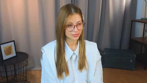 Snapshot of jennellsouvannakhiry chatting on July 2026 03:22:01 AM Kate online show from July 2026 03:22:01 AM