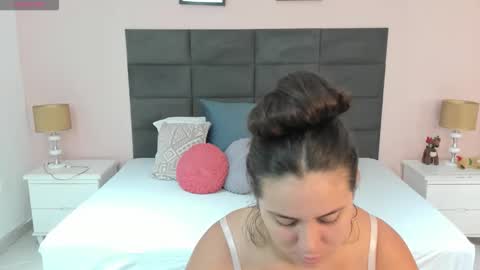 jenner_madison online show from November 2025 12:37:02 PM