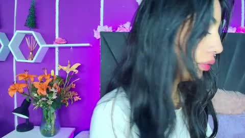 Snapshot of jenner_mills chatting on December 2024 10:02:01 AM Jenner online show from December 2024 10:02:01 AM