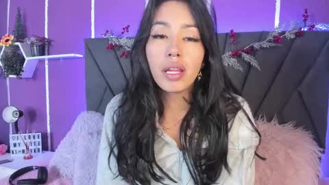 Snapshot of jenner_mills chatting on December 2024 08:49:02 AM Jenner online show from December 2024 08:49:02 AM