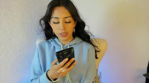 Snapshot of jenner_mills chatting on December 2024 03:27:02 AM Jenner online show from December 2024 03:27:02 AM