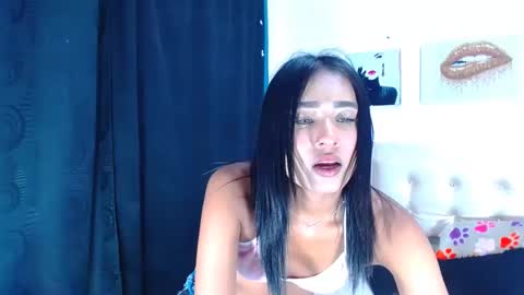 jenn online show from December 2024 04:44:01 AM