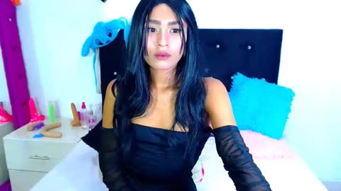 jenn online show from December 2025 07:26:02 AM