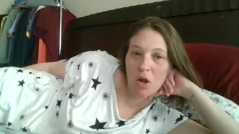 Snapshot of jennibean6996 chatting on April 2026 01:15:01 PM Jennibean6996 online show from April 2026 01:15:01 PM