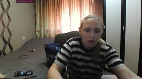 JenniDeep online show from April 2026 11:37:01 AM