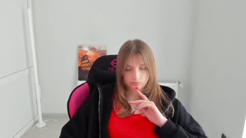 Karla online show from April 2026 12:32:02 PM