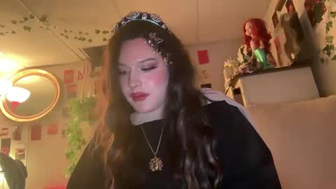 Snapshot of jennifer_robbie chatting on December 2024 11:24:01 PM jennifer_robbie online show from December 2024 11:24:01 PM