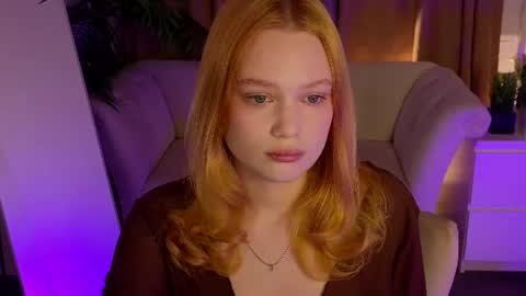 Snapshot of jennifer_shy_ chatting on June 2026 08:28:02 AM Jennifer online show from June 2026 08:28:02 AM