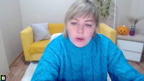 Snapshot of jennifercollens chatting on October 2025 05:10:01 AM jennifercollens online show from October 2025 05:10:01 AM