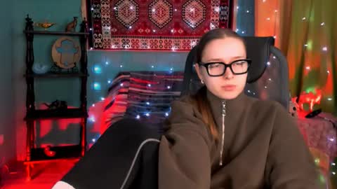 Jennifer online show from February 2026 03:38:02 PM