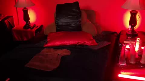 Jennifer Star online show from October 2025 07:10:02 PM