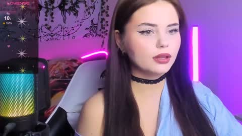 Jenni online show from December 2024 04:14:02 PM