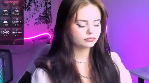 Jenni online show from December 2024 06:15:02 PM