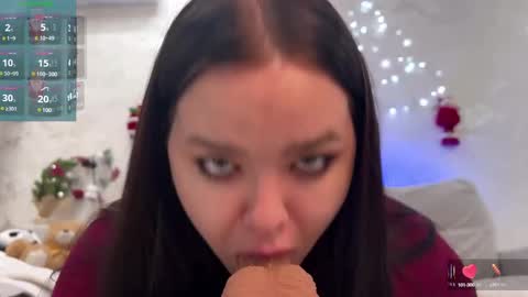 Mila online show from December 2024 08:18:01 AM