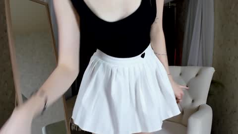 Snapshot of jenny_bunny_ chatting on December 2024 07:36:01 AM jenny_bunny_ online show from December 2024 07:36:01 AM