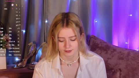 Snapshot of jenny_bunny_ chatting on February 2025 07:48:01 AM jenny_bunny_ online show from February 2025 07:48:01 AM